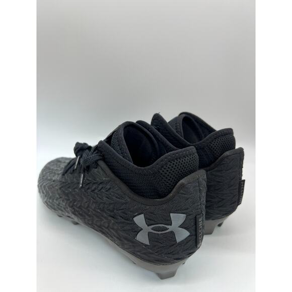 Athletic_Shoes